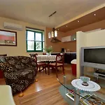 In - Istrien 8949 Tatil Evi