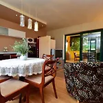 In - Istrien 8949 Tatil Evi *