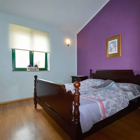 Holiday Home In Medulin/Istrien 8949 *